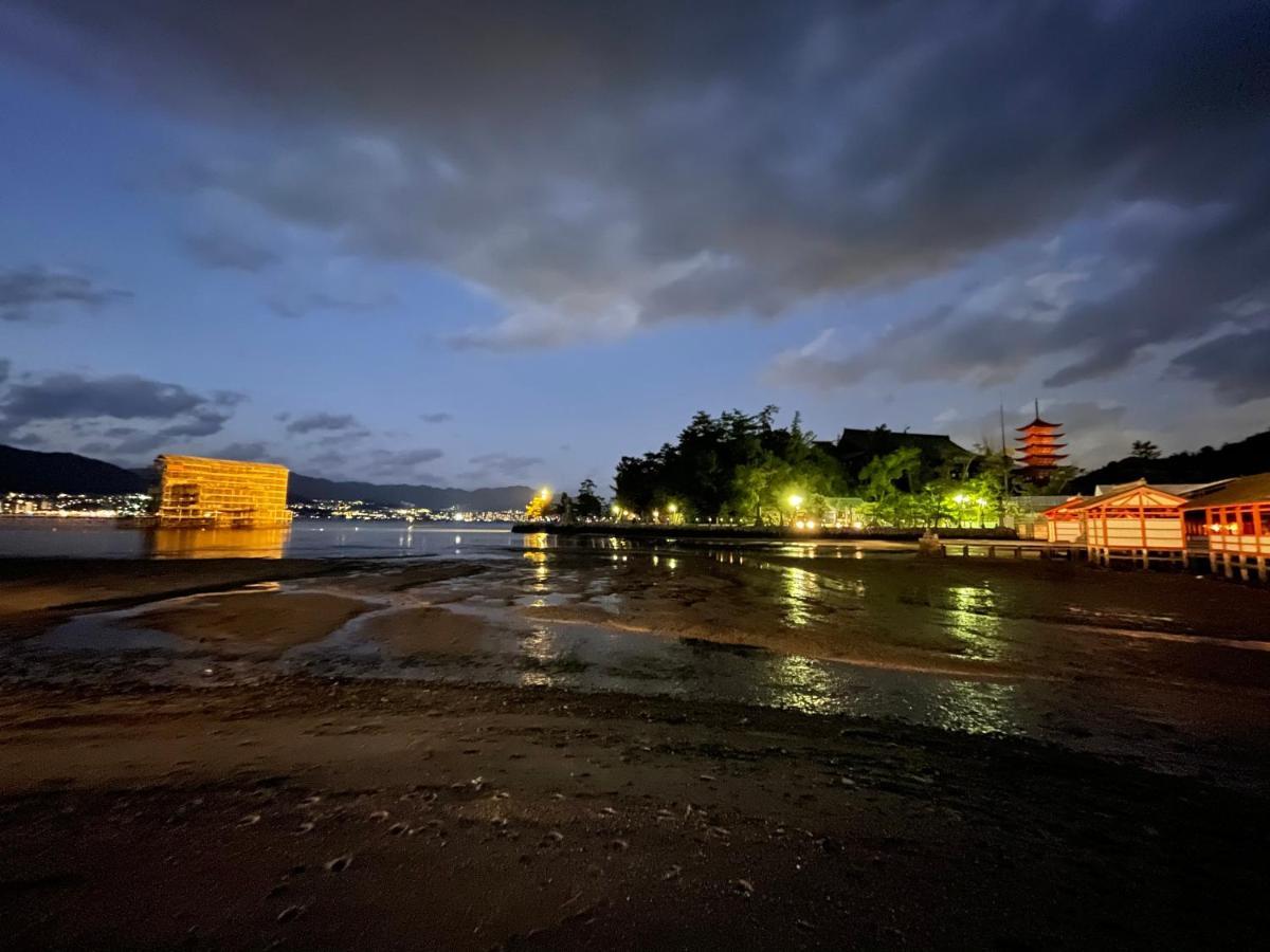 Готель Miyajima Morinoyado Хацукаїті Екстер'єр фото