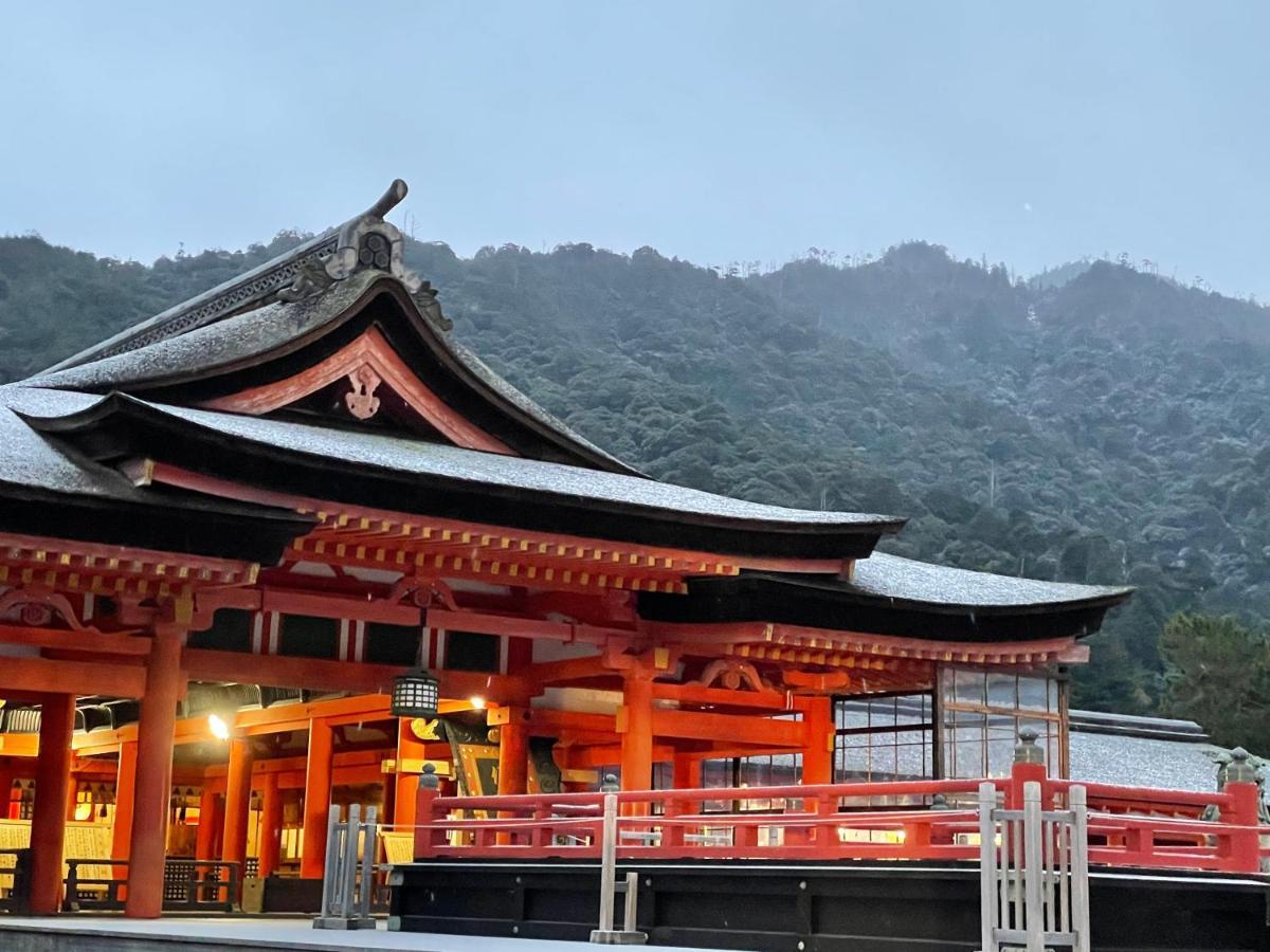 Готель Miyajima Morinoyado Хацукаїті Екстер'єр фото