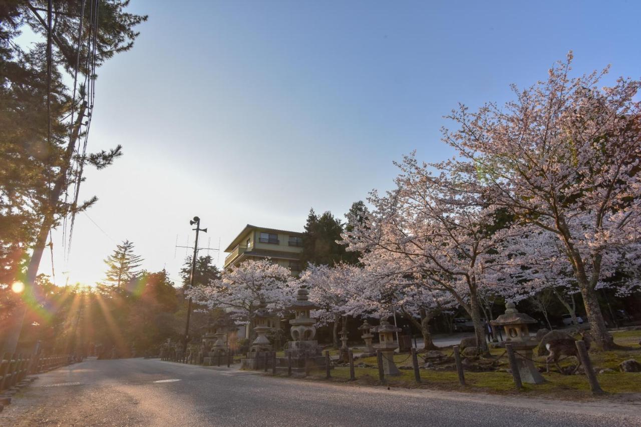 Готель Miyajima Morinoyado Хацукаїті Екстер'єр фото