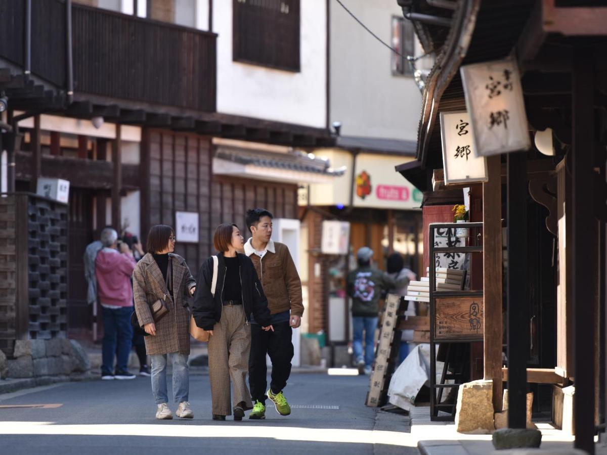 Готель Miyajima Morinoyado Хацукаїті Екстер'єр фото